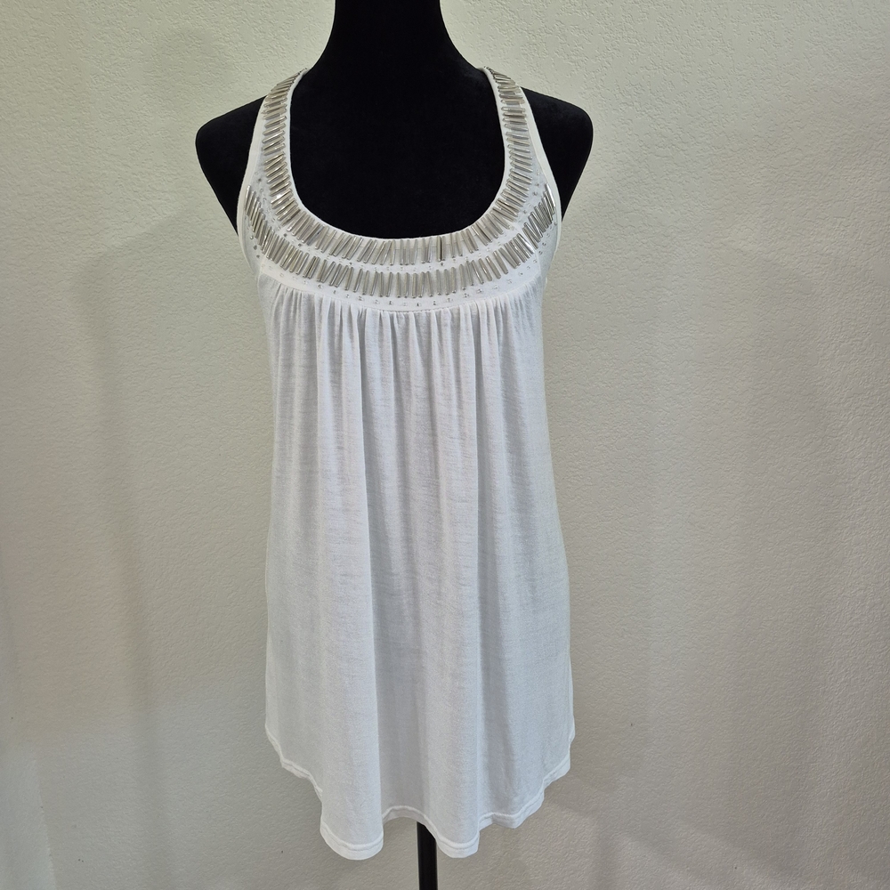 Elegant White Sleeveless Top